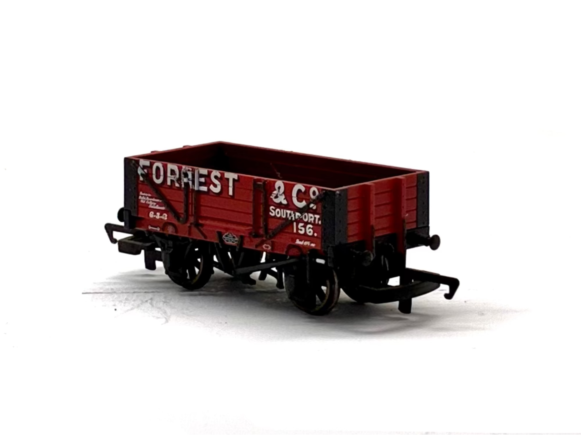 Hornby R6593 4 Plank Wagon "Forrest & Co. Southport"