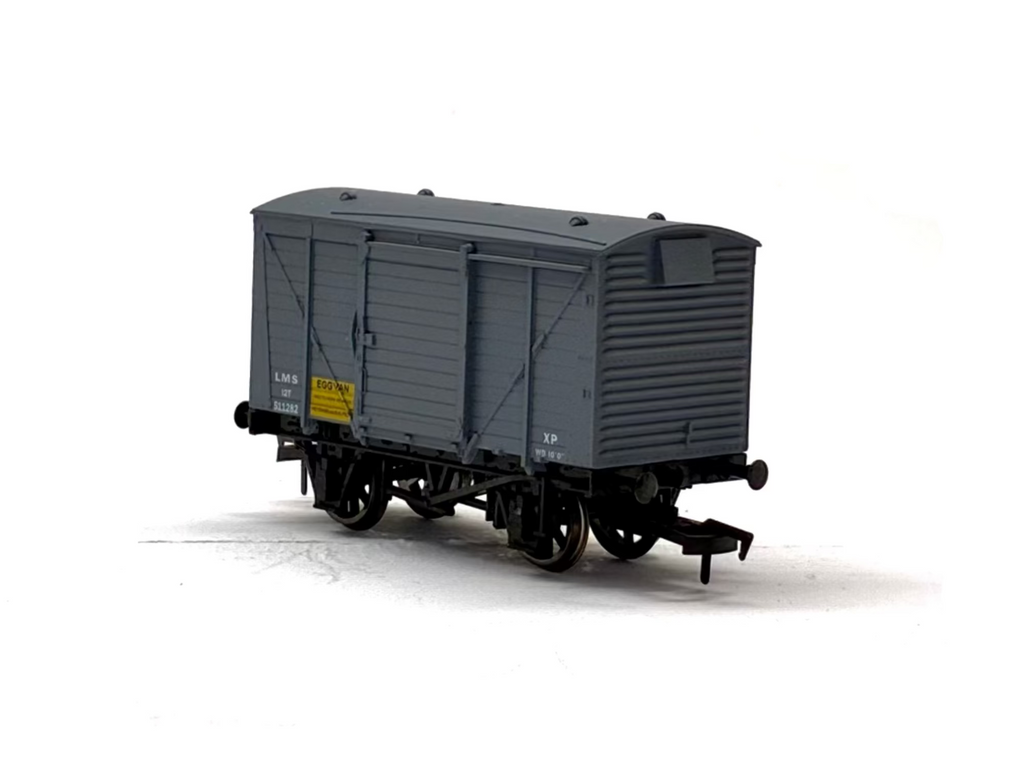 Dapol 4F-011-011 12-ton ventilated egg van in LMS grey 511282