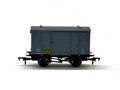 Dapol 4F-011-007 12-ton ventilated fruits van in LMS grey 511239
