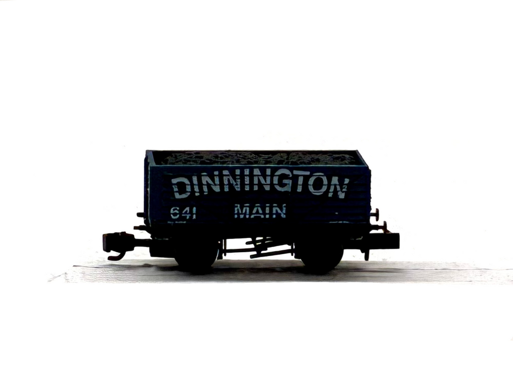 Dapol NB057 7 plank open wagon "Dinnington Main"