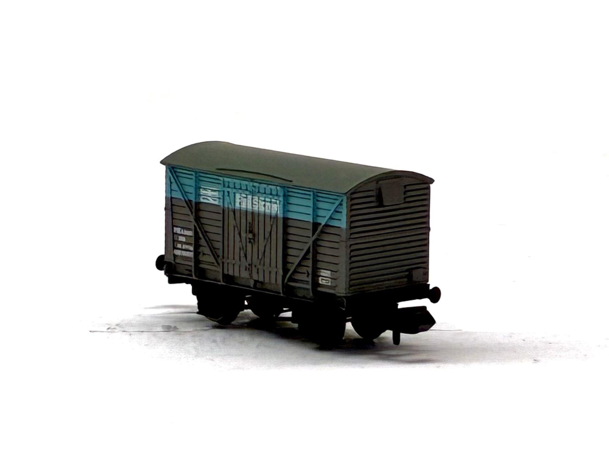Graham Farish 373-702 12 Ton ventilated van with planked sides in BR Rail Stores grey ADB780575