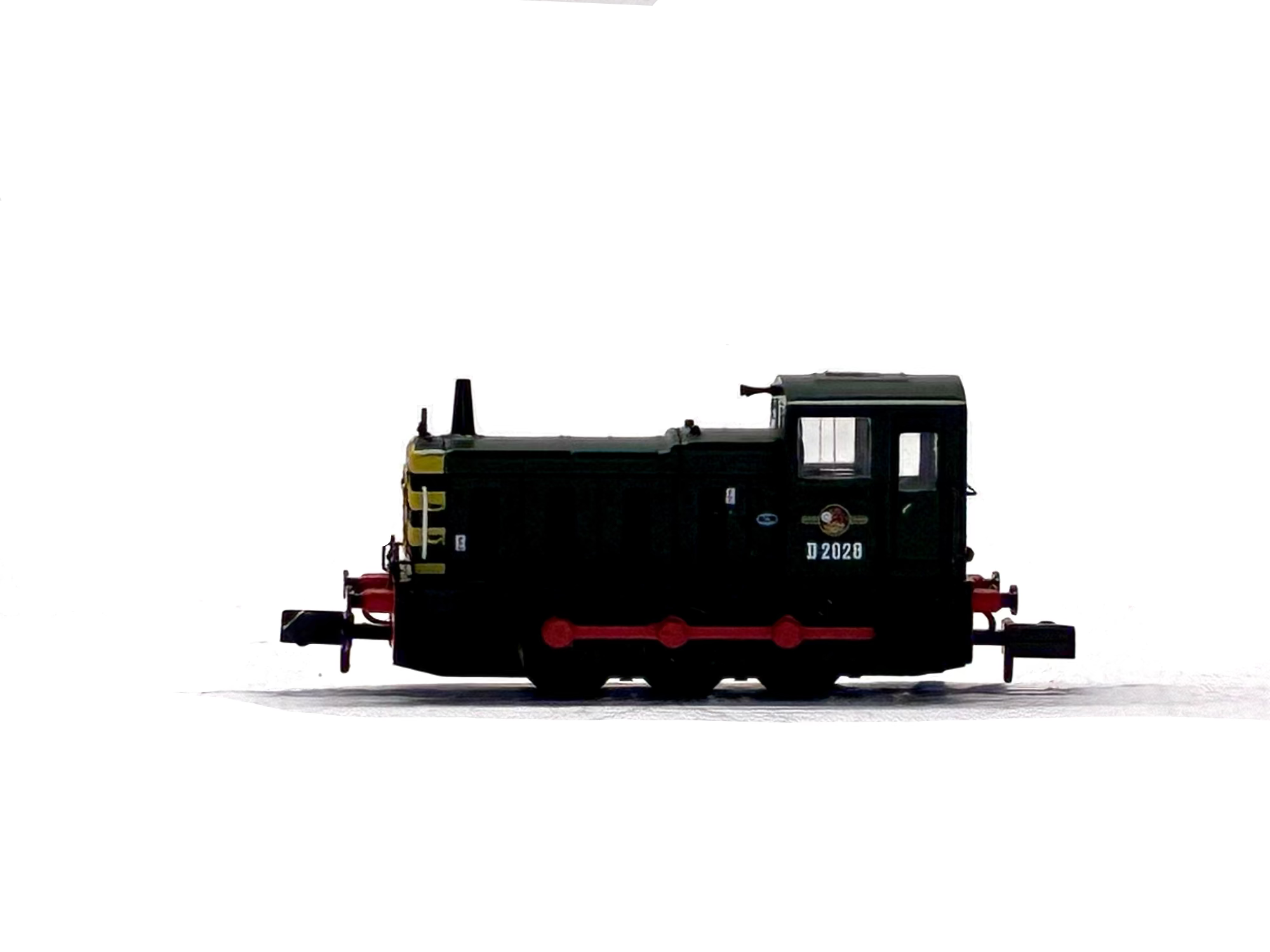 Graham Farish 371-061A Class 03 D2028 in BR green with wasp stripes