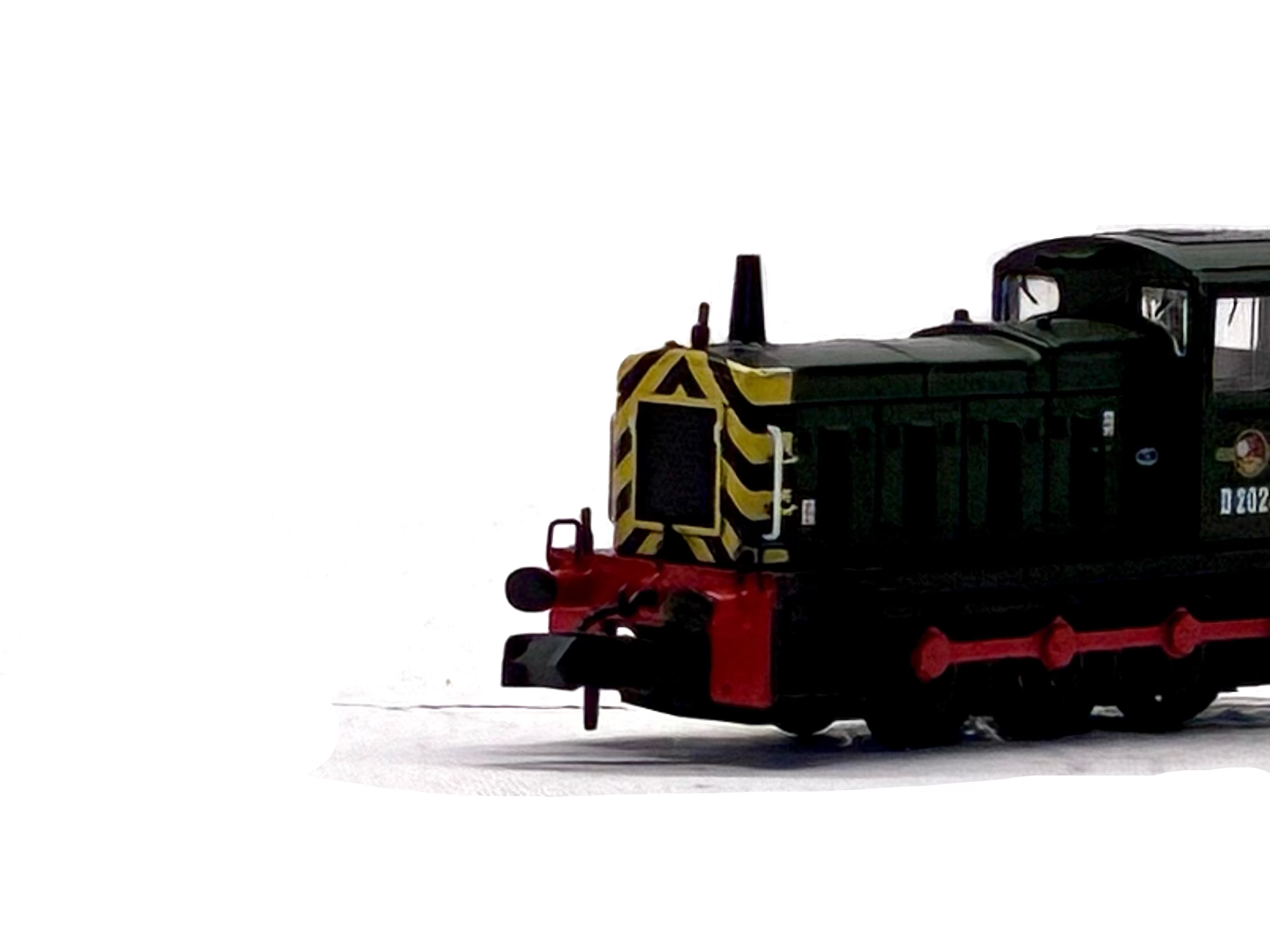 Graham Farish 371-061A Class 03 D2028 in BR green with wasp stripes
