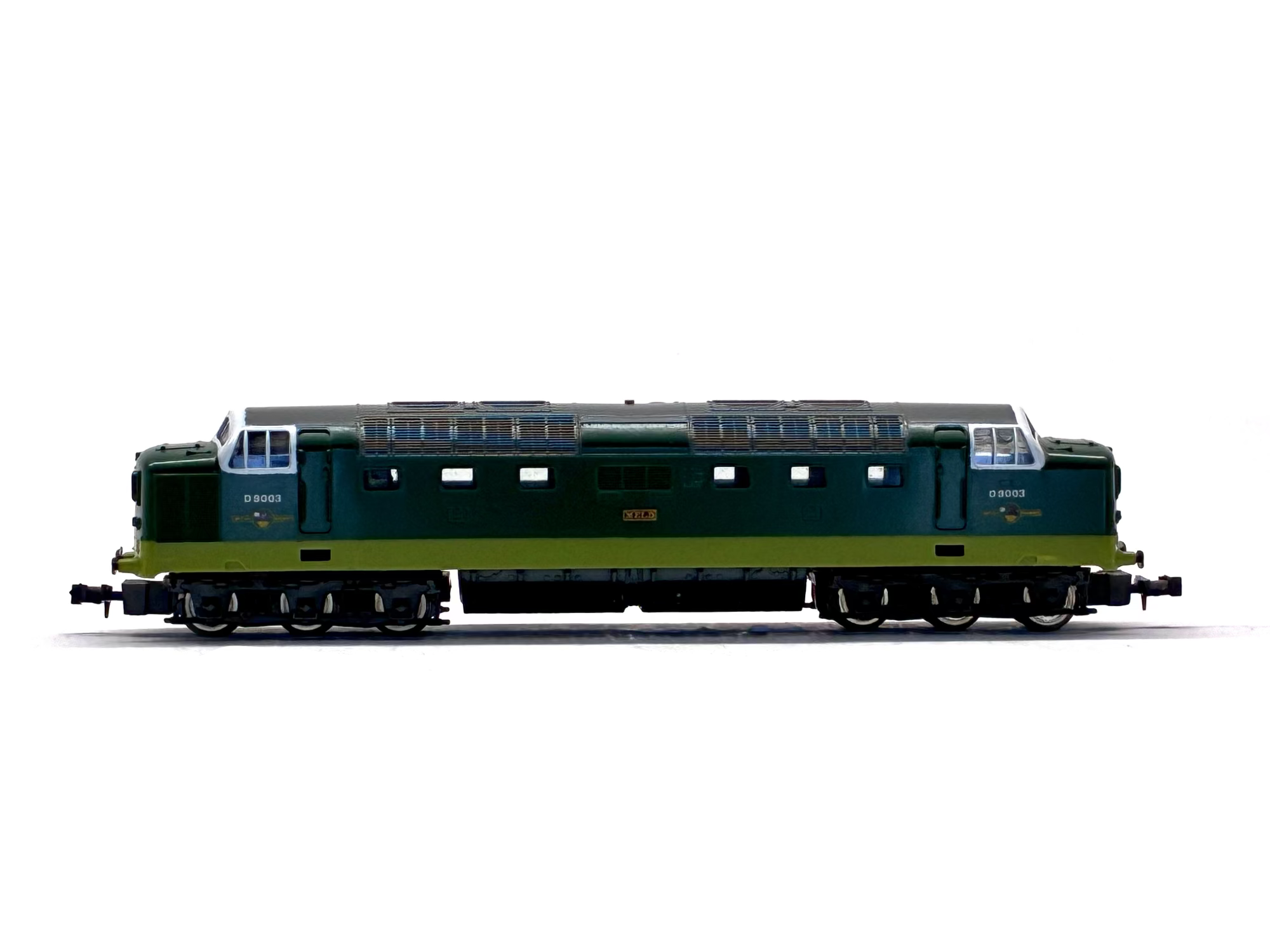 Lima 253 Class 55 Deltic D9003 'Meld' in BR Green