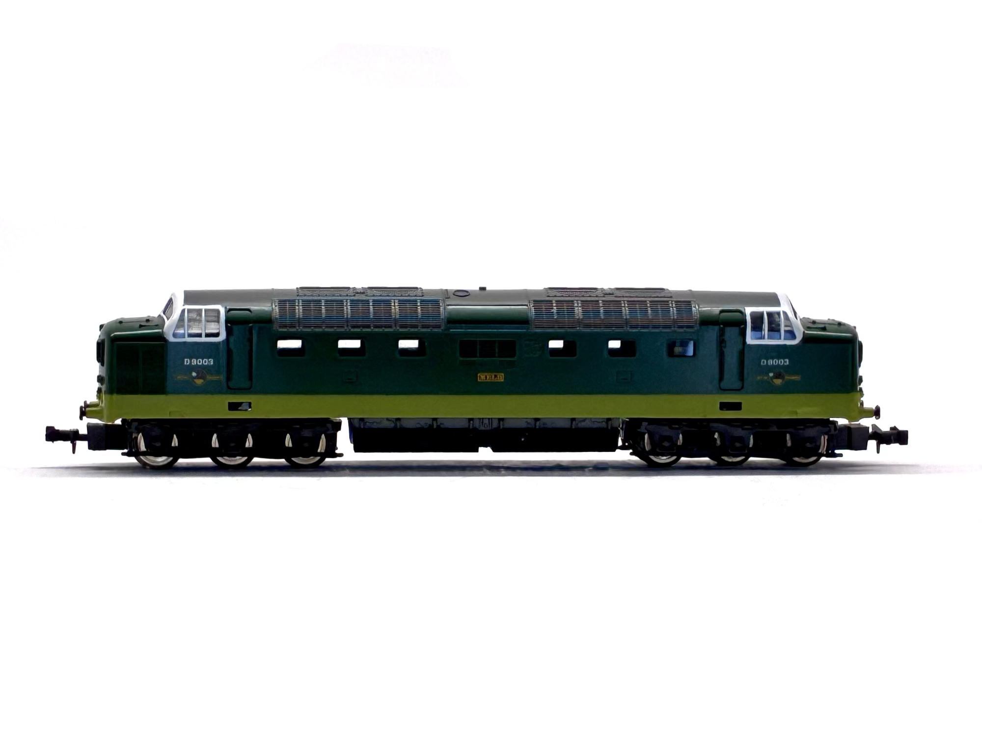Lima 253 Class 55 Deltic D9003 'Meld' in BR Green