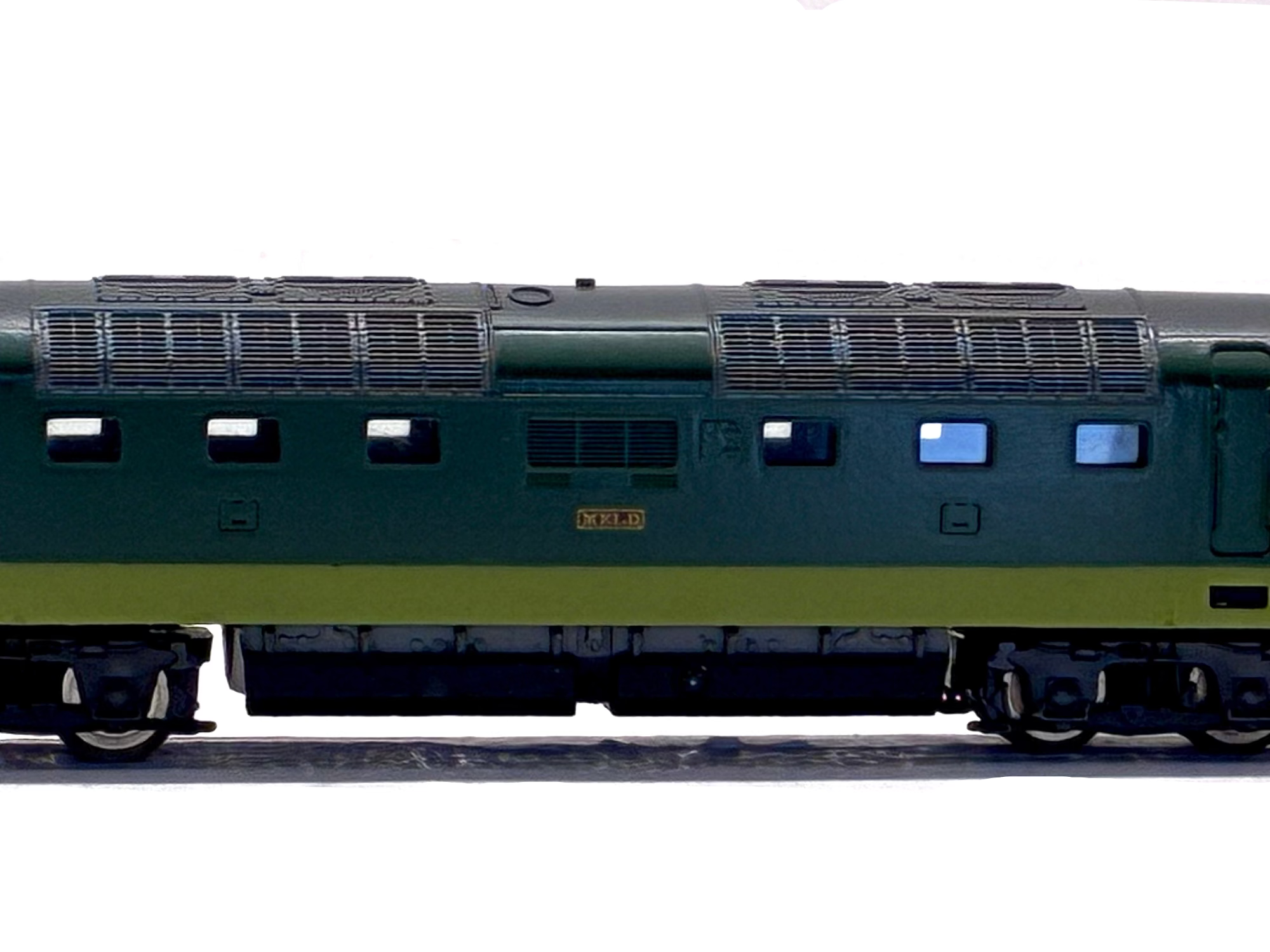 Lima 253 Class 55 Deltic D9003 'Meld' in BR Green