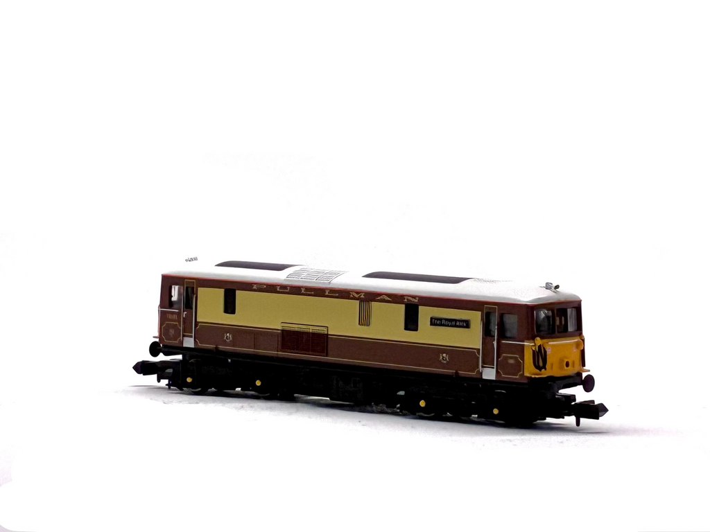Dapol DAGM235 Class 73 73101 'The Royal Alex' in Pullman Umber & Cream