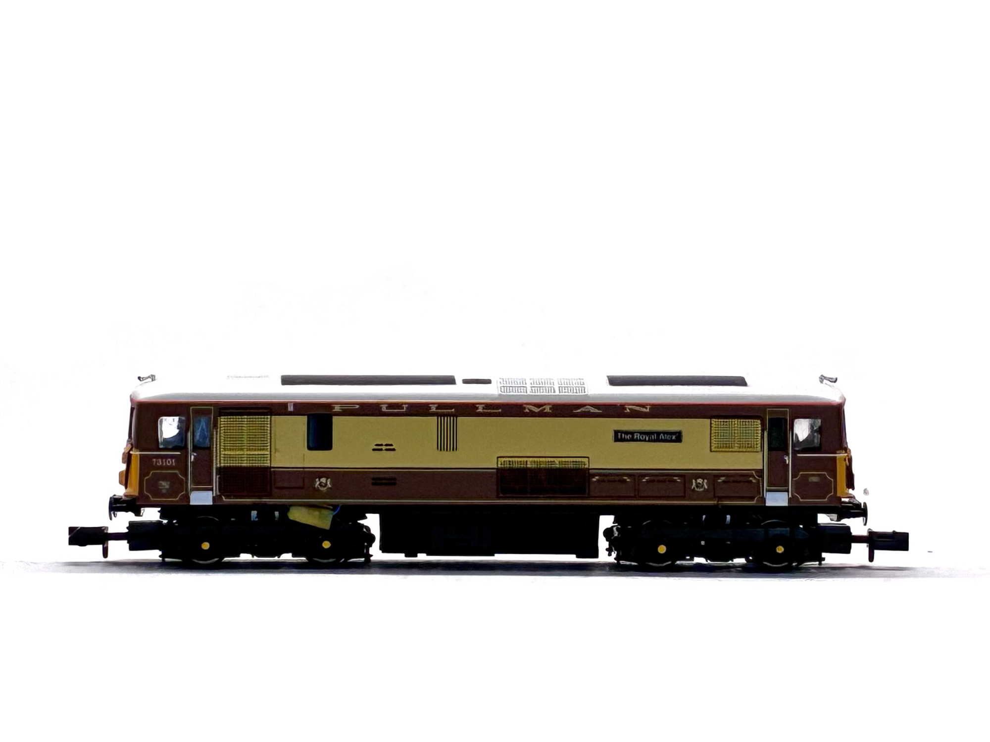 Dapol DAGM235 Class 73 73101 'The Royal Alex' in Pullman Umber & Cream