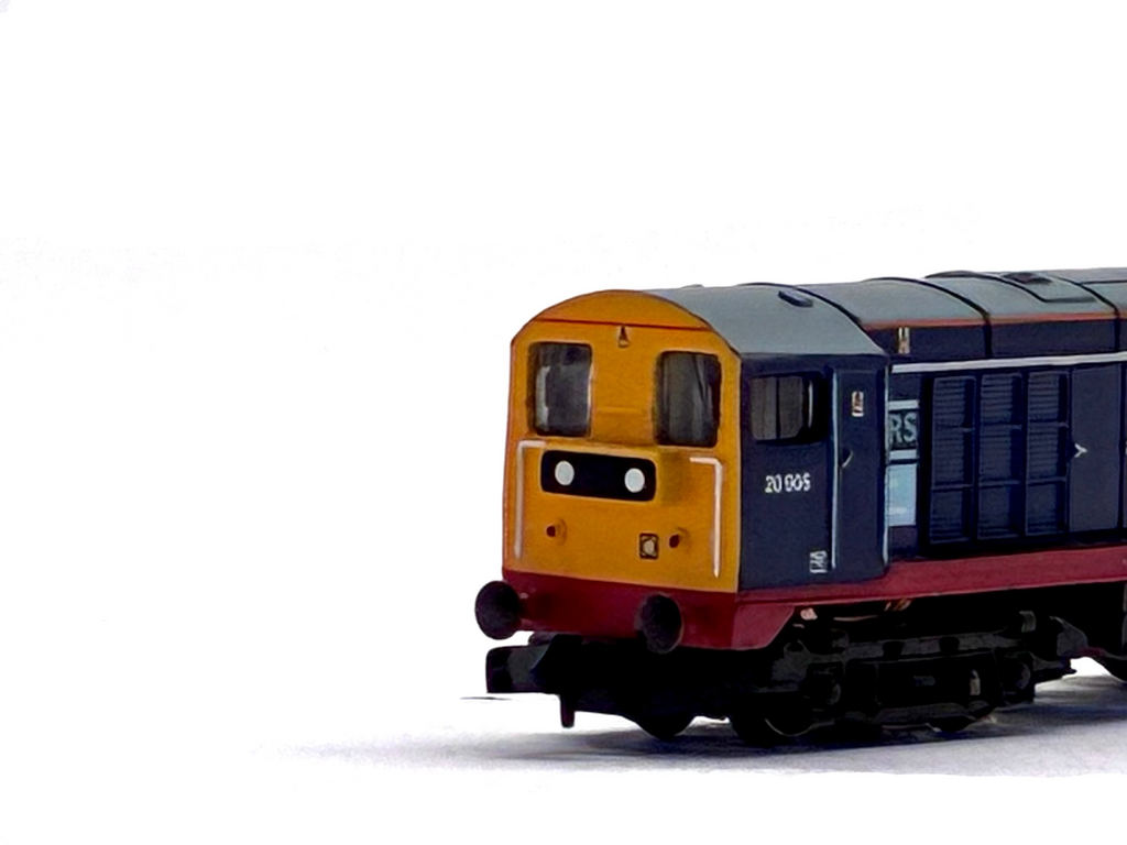 Graham Farish 371-025 Class 20/9 20906 in DRS Blue