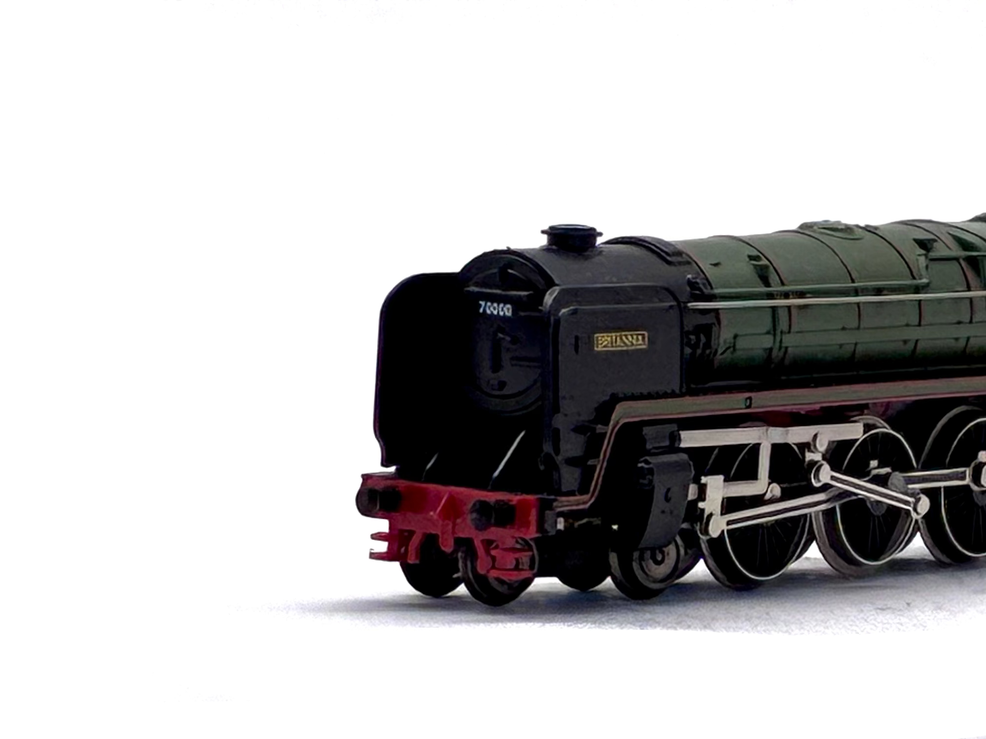 Minitrix 12037mini Britannia Class 4-6-2 'Britannia' 70000 in BR green with Late Crest