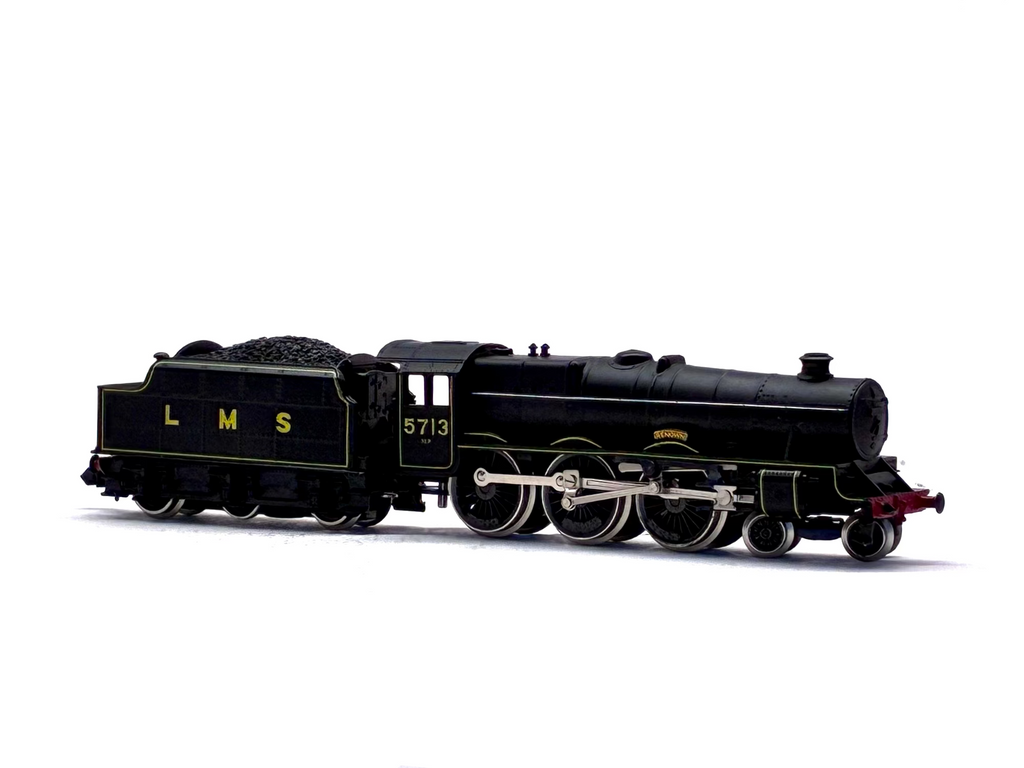 Peco Jubilee Class 4-6-0 No. 5713 Renown LMS Black