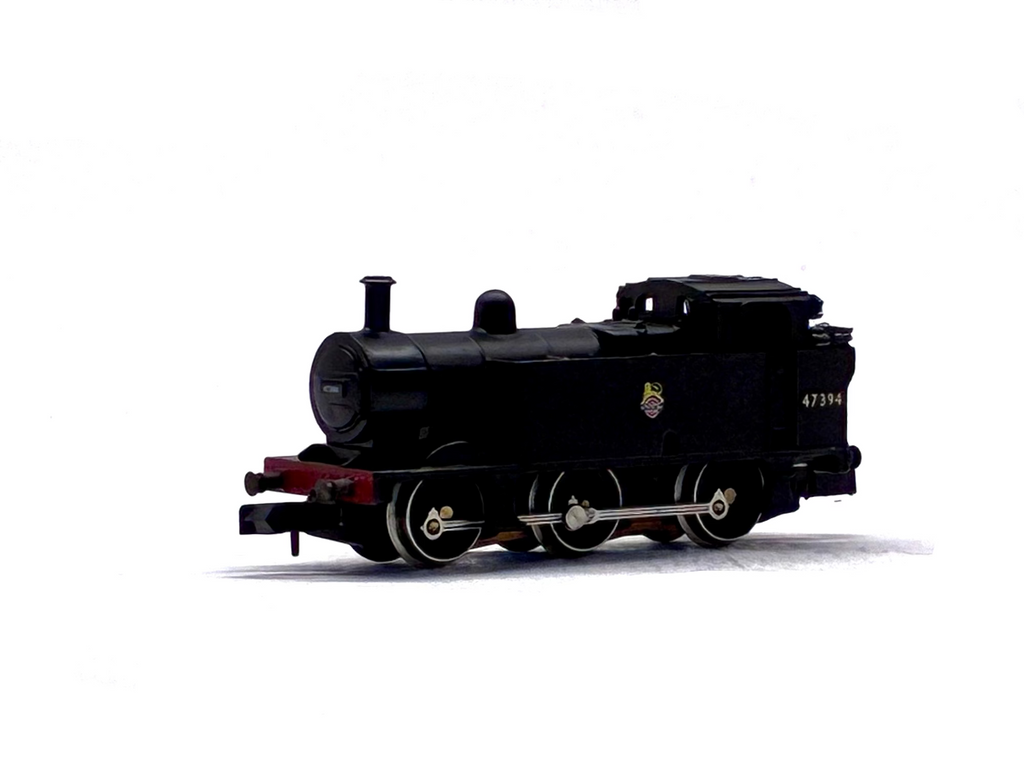 Graham Farish 1735 Class 3F Jinty 0-6-0T 47394 in BR Black with early crest