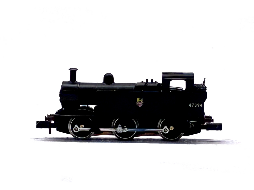 Graham Farish 1735 Class 3F Jinty 0-6-0T 47394 in BR Black with early crest