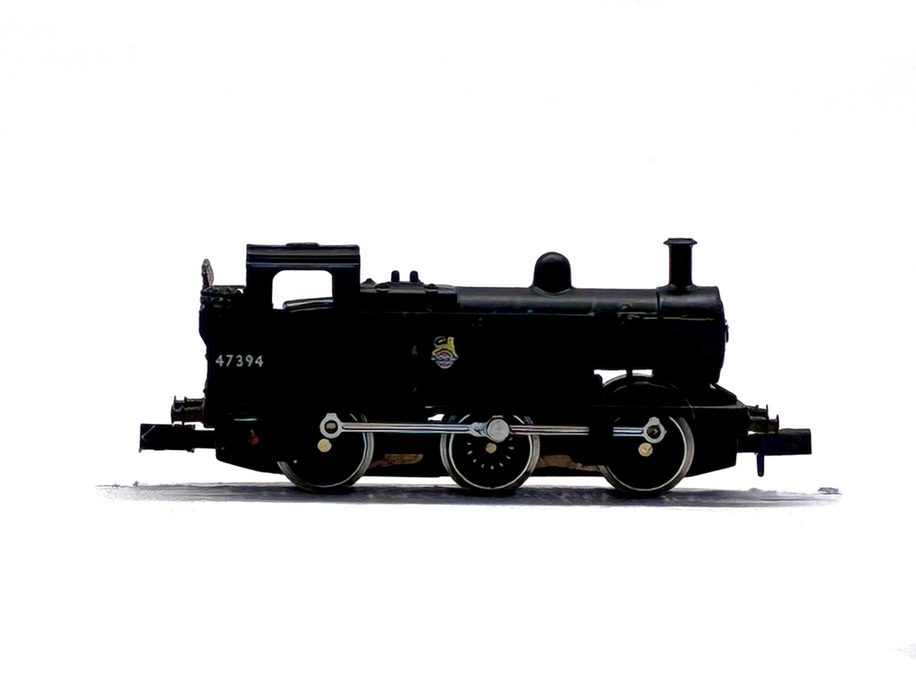Graham Farish 1735 Class 3F Jinty 0-6-0T 47394 in BR Black with early crest