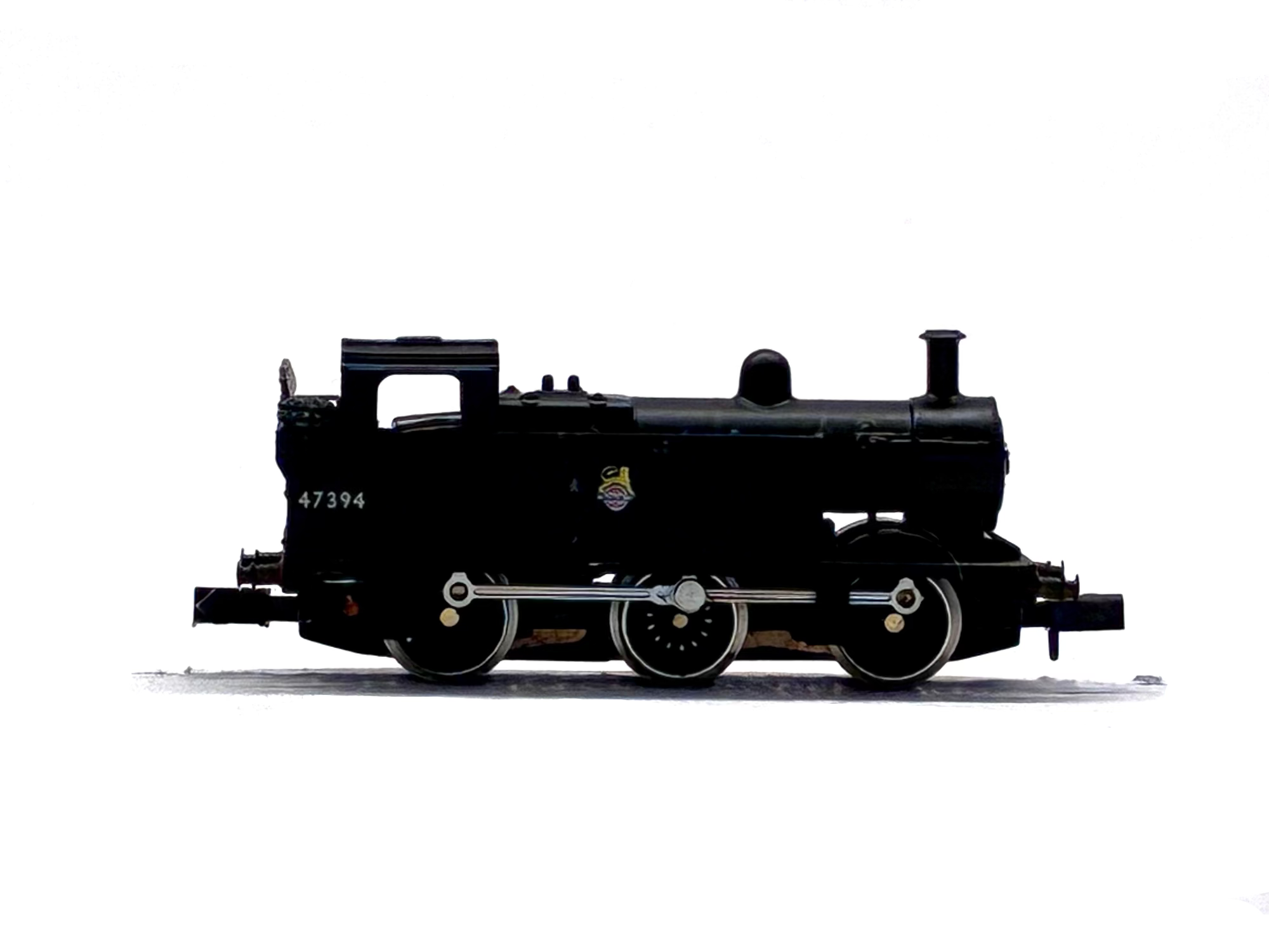 Graham Farish 1735 Class 3F Jinty 0-6-0T 47394 in BR Black with early crest