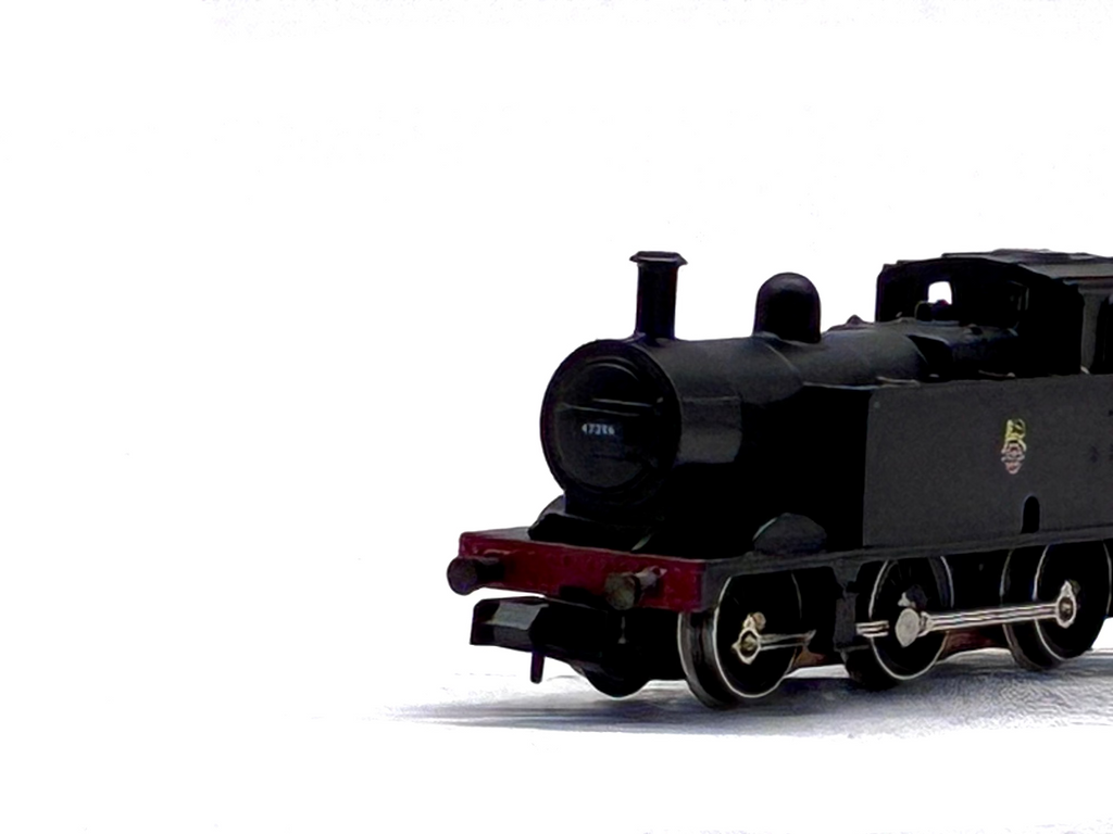 Graham Farish 1735 Class 3F Jinty 0-6-0T 47394 in BR Black with early crest