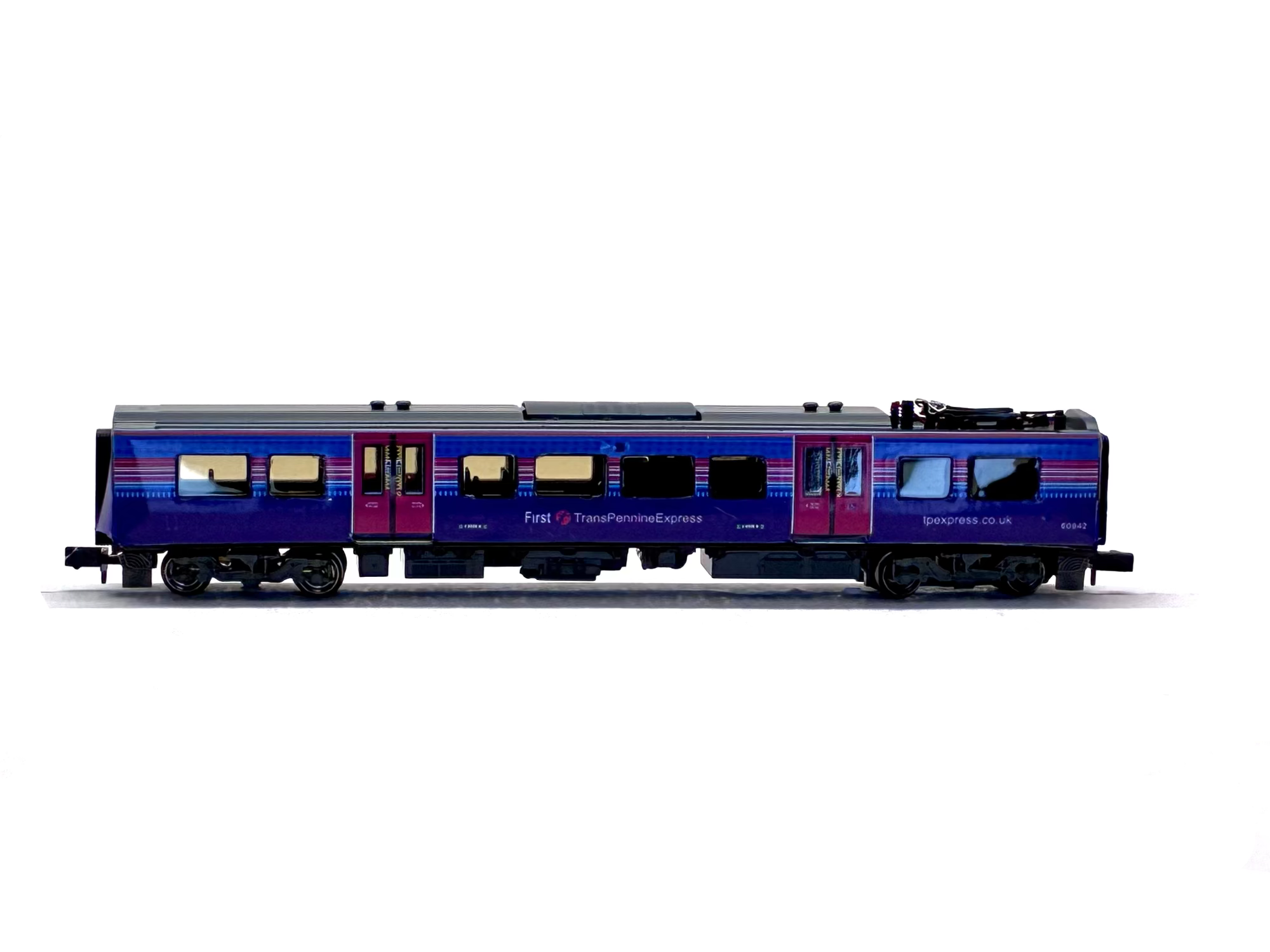 Graham Farish 371-700 Class 350/1 Desiro 4-car EMU 350 111 Rebranded