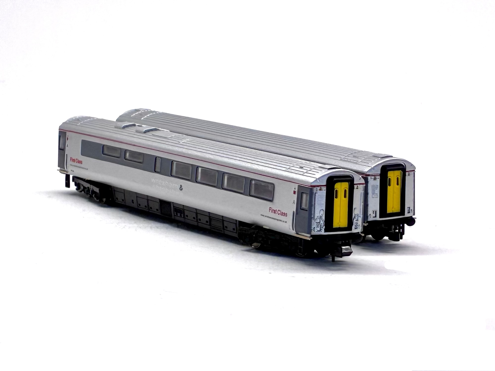 Dapol 2P-005-002 Mk3 coach twin pack buffet & Mk3 2nd class "Wrexham & Shropshire"