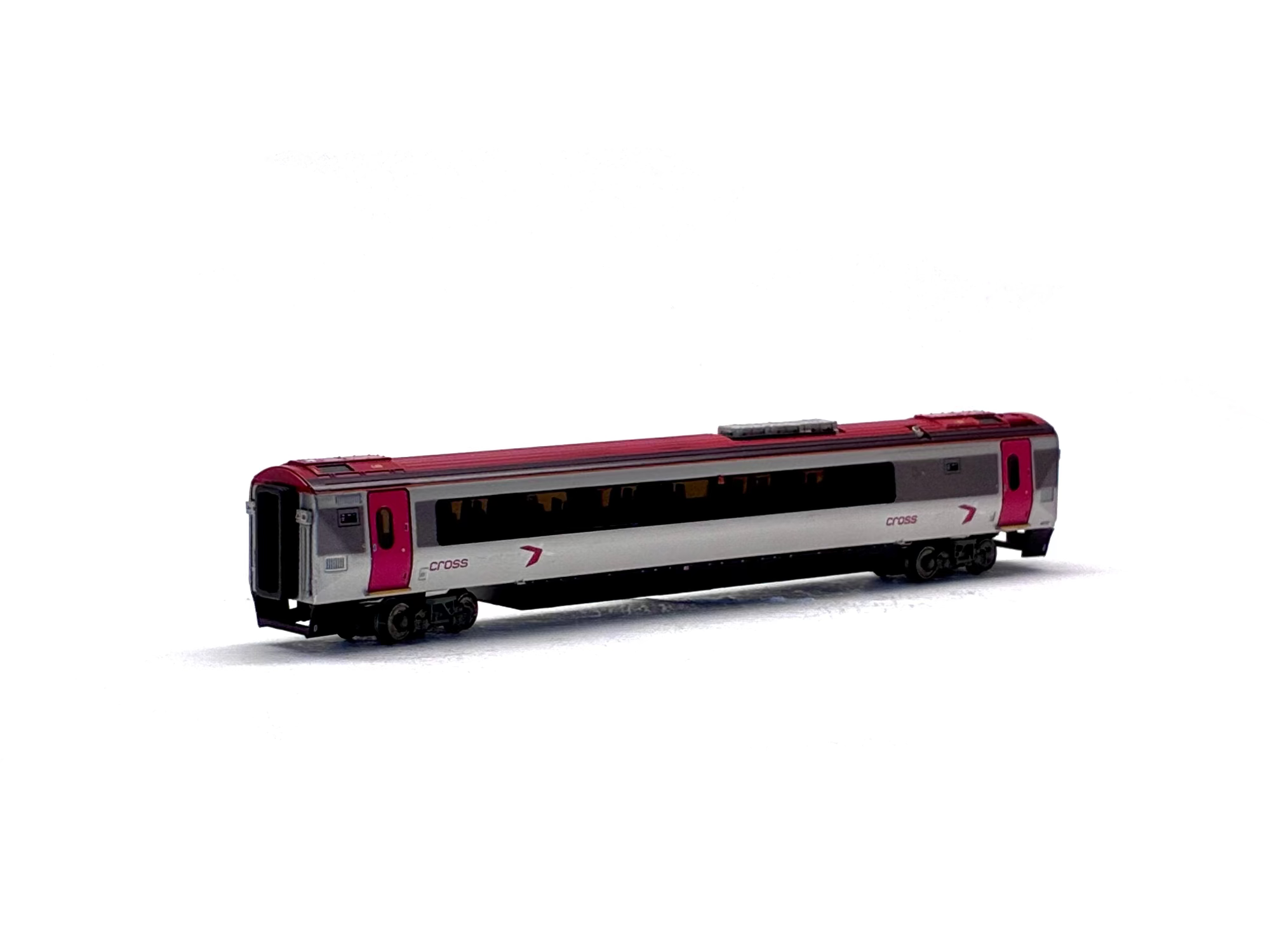 Graham Farish 371-678 Class 220 Voyager 220017 in Cross Country livery 4 car set