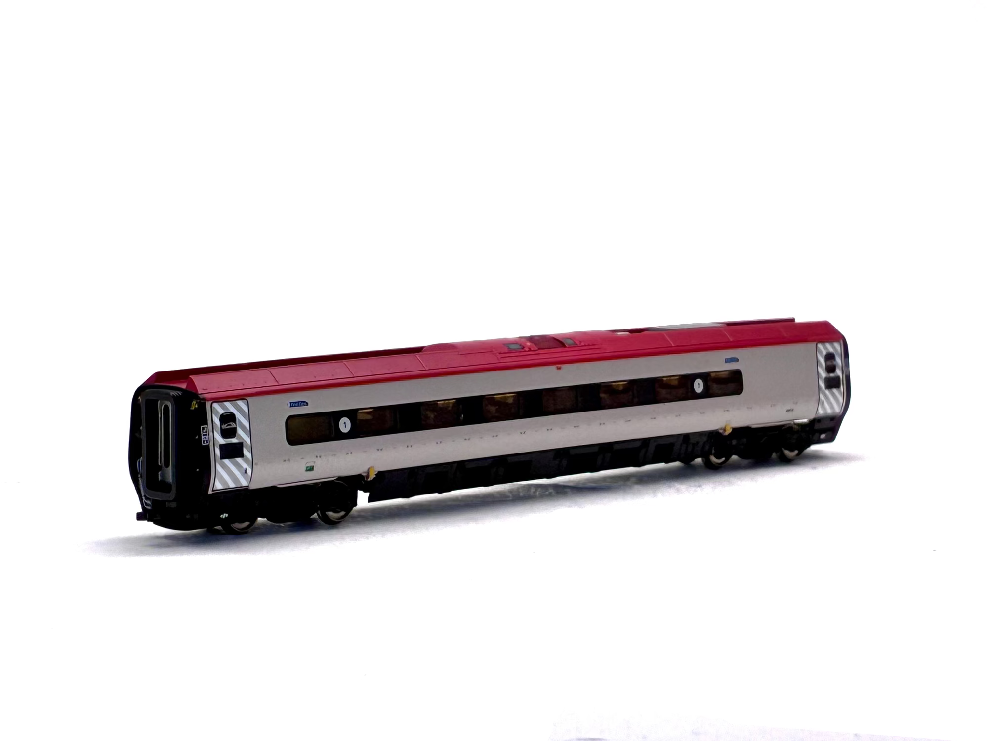Revolution Trains N Class 390 'Pendolino' city of Manchester sound 11 car set