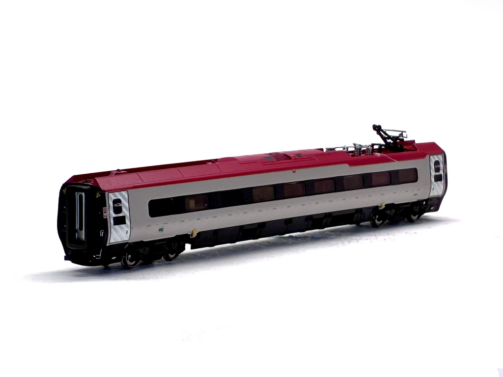 Revolution Trains N Class 390 'Pendolino' city of Manchester sound 11 car set