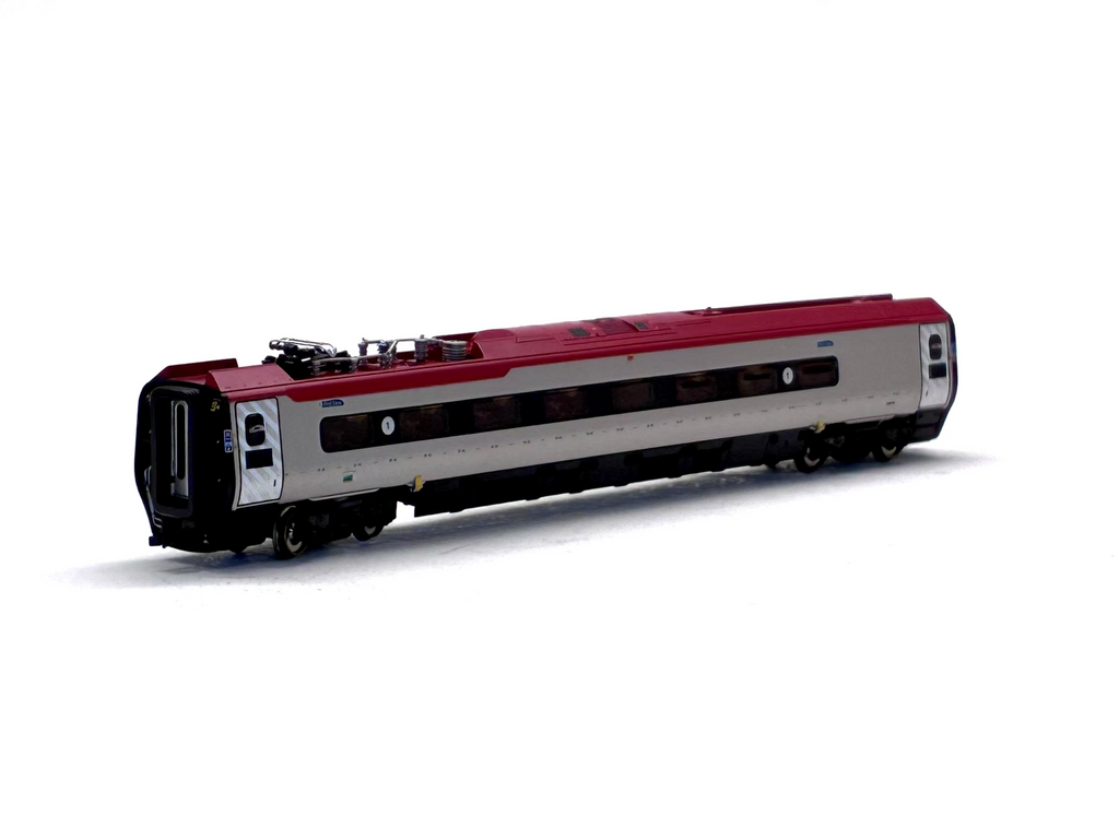 Revolution Trains N Class 390 'Pendolino' city of Manchester sound 11 car set