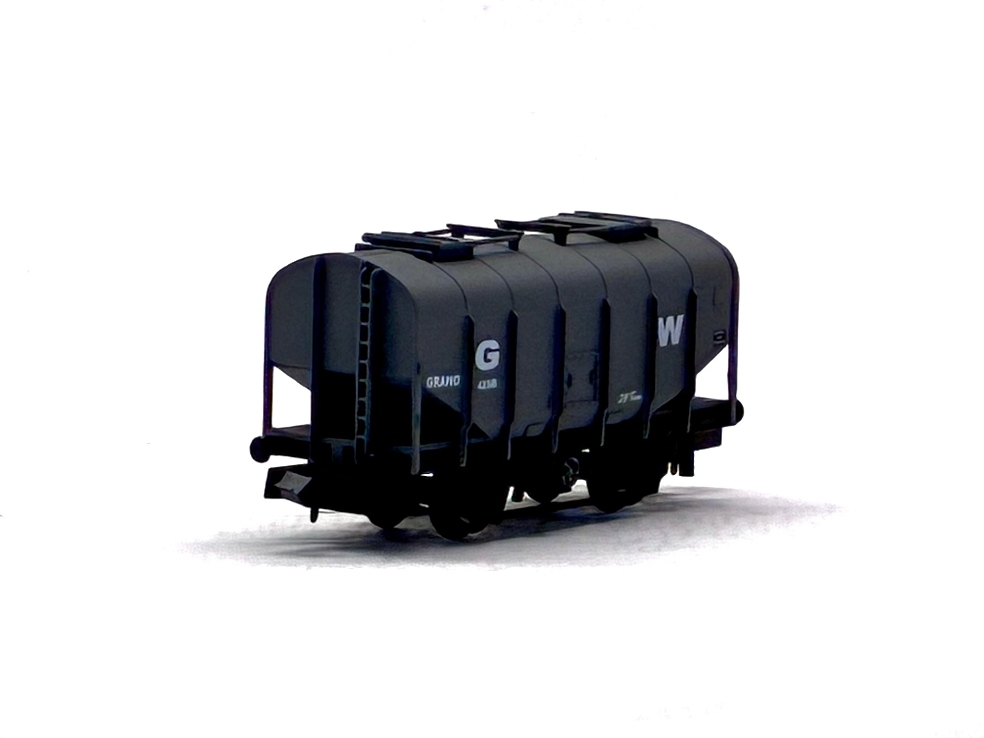 Dapol NB042B Bulk grain hopper wagon 42303 in GWR grey