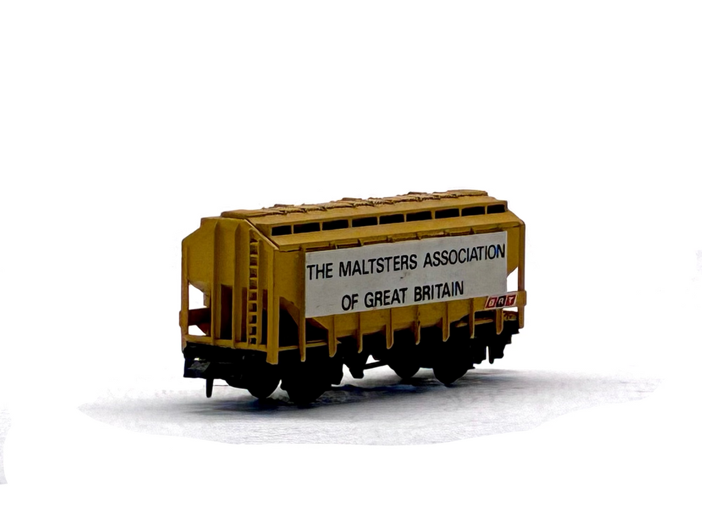 Peco Products NR-P70 Bulk Grain Wagon 'Maltsters Association of Great Britain'