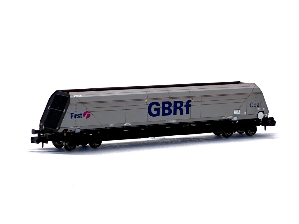 Graham Farish 377-575 102 ton HYA bulk coal hopper 371054 in GBRf livery