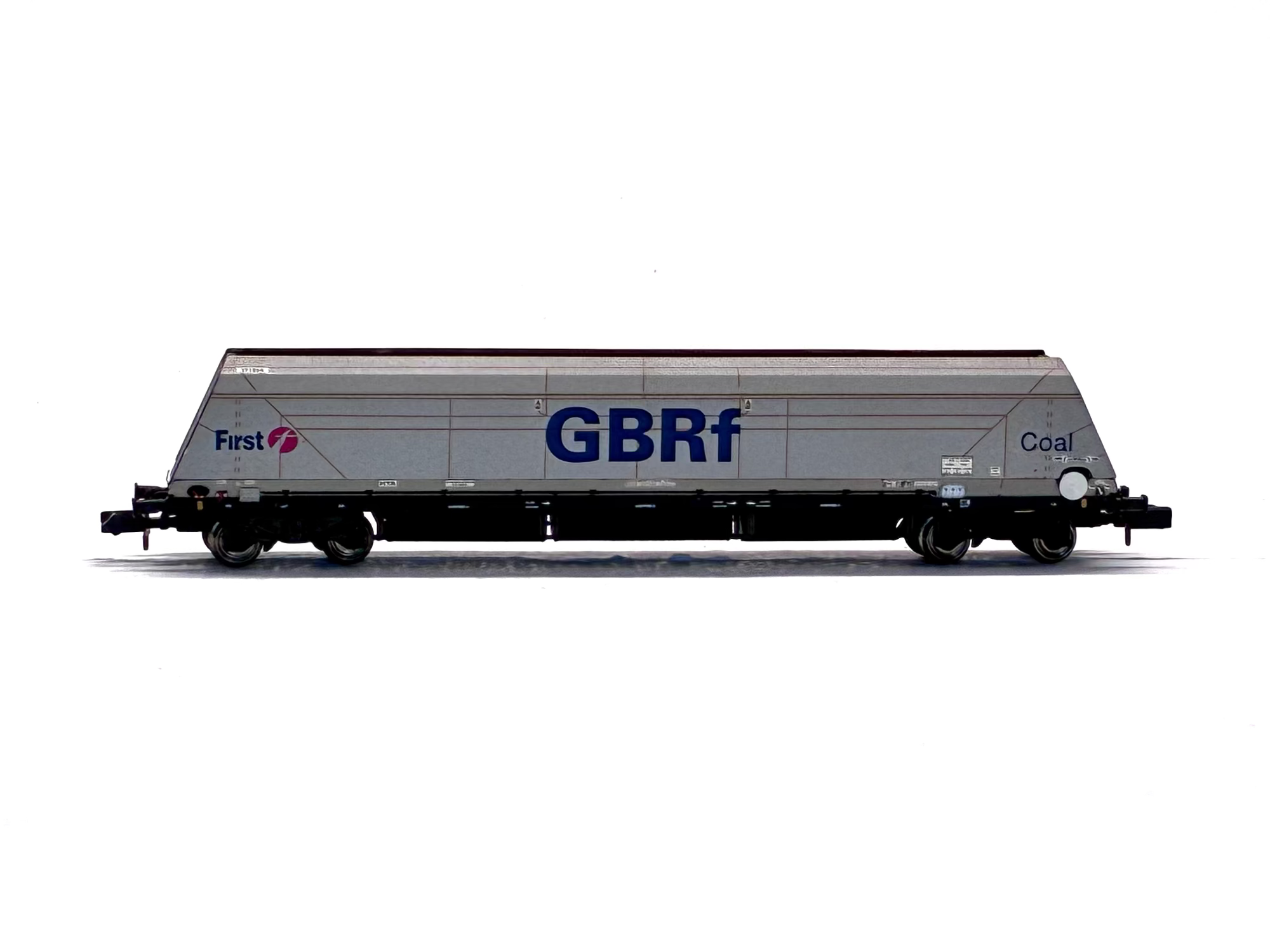Graham Farish 377-575 102 ton HYA bulk coal hopper 371054 in GBRf livery