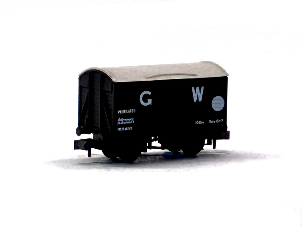 Peco Products NR-43W Box Van in GWR Grey 100418