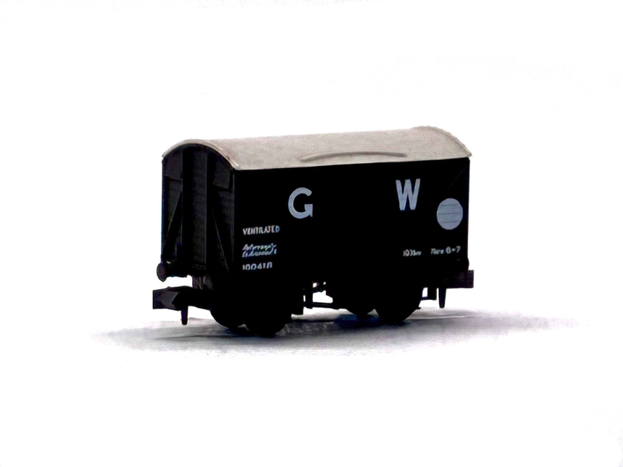 Peco Products NR-43W Box Van in GWR Grey 100418