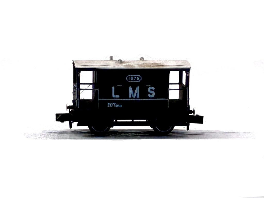 Peco Products NR-48M LMS 20 ton brake van in LMS grey 1675