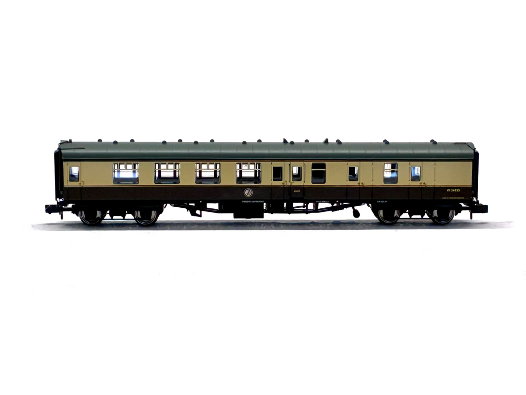 Graham Farish 374-189B Mk1 BSK brake second corridor in chocolate & cream