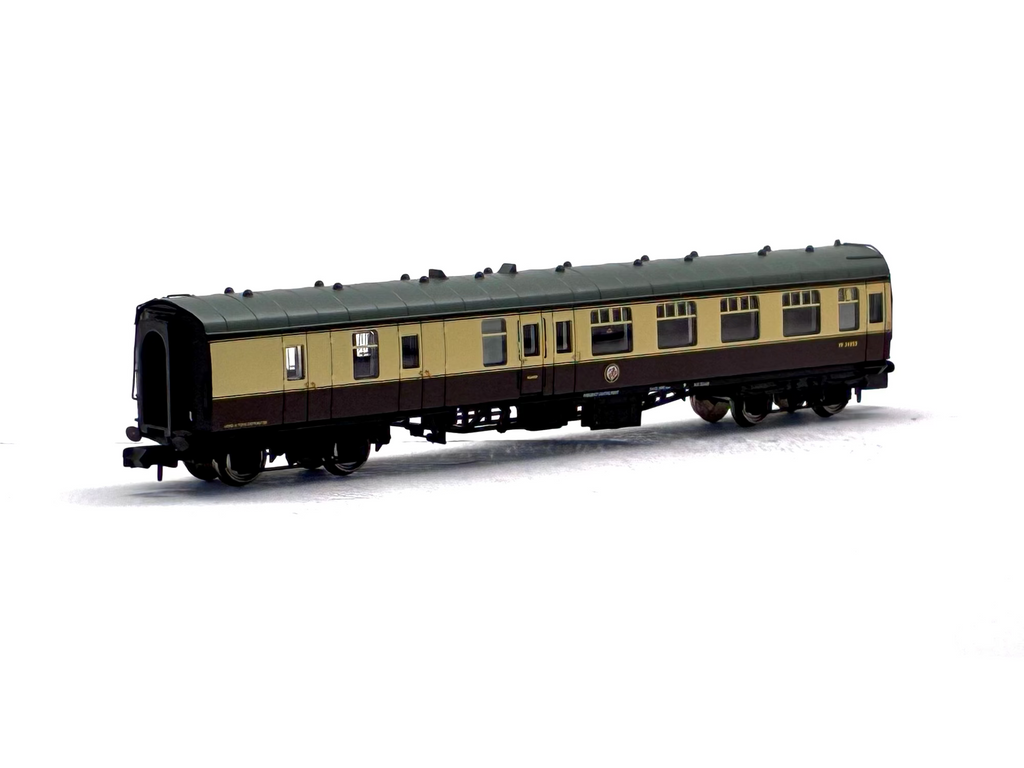 Graham Farish 374-189B Mk1 BSK brake second corridor in chocolate & cream