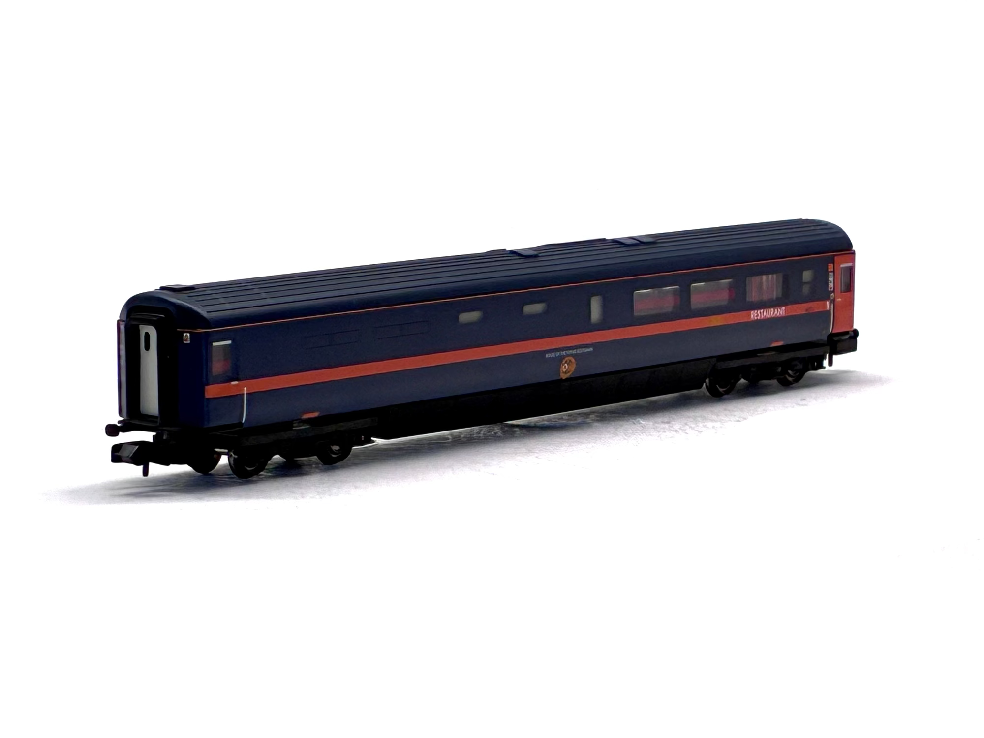 Graham Farish 374-378A Mk3 TRFB restaurant in "GNER" livery 40711