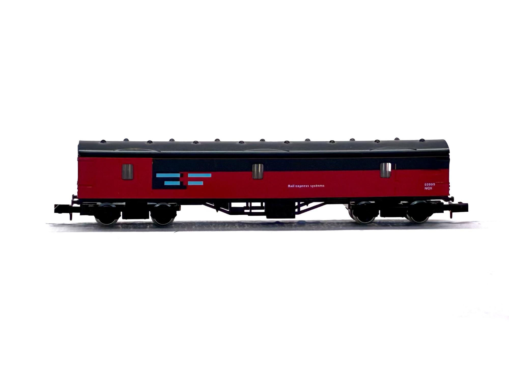 Graham Farish 4106 Mk1 GUV 93999 in RES red & black
