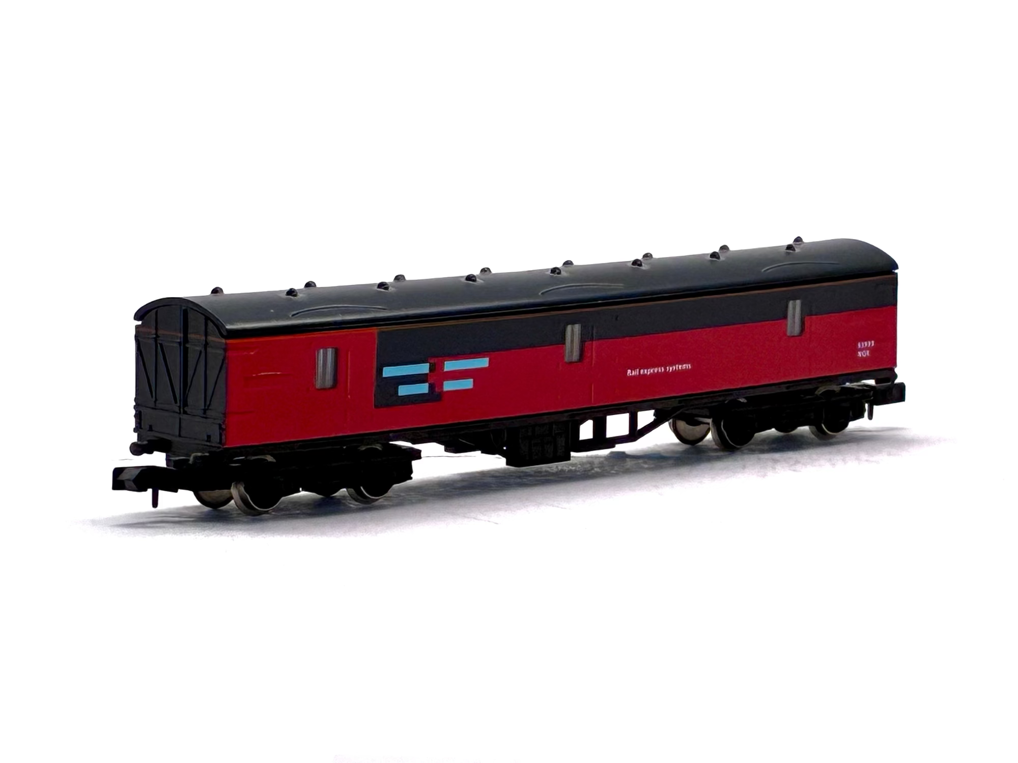 Graham Farish 4106 Mk1 GUV 93999 in RES red & black