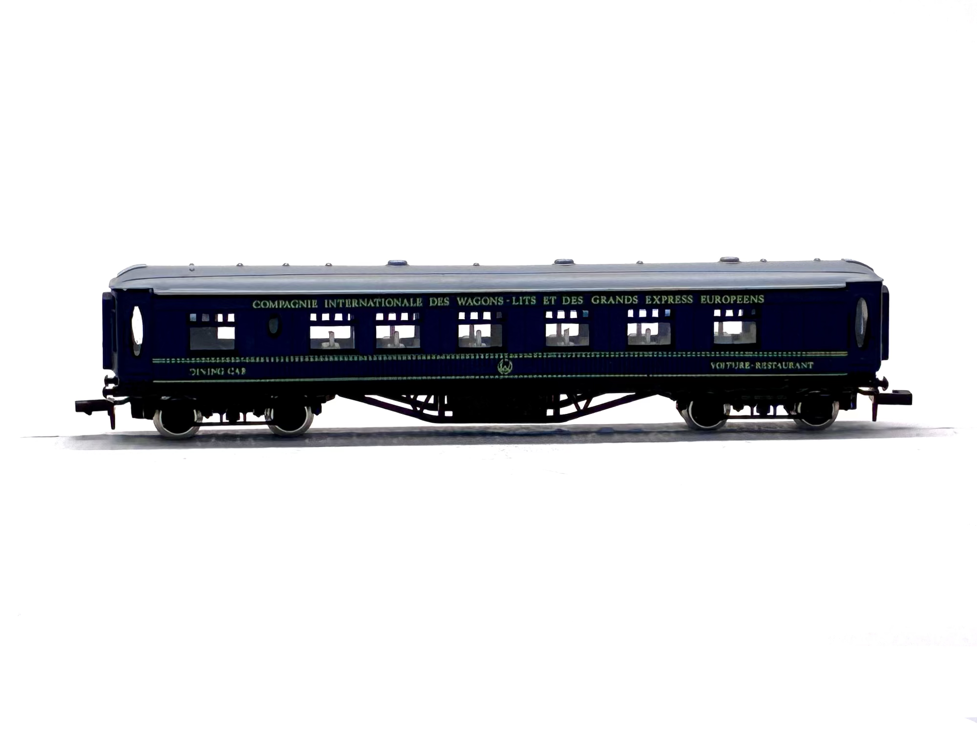 Graham Farish 0647 CIWL dining car