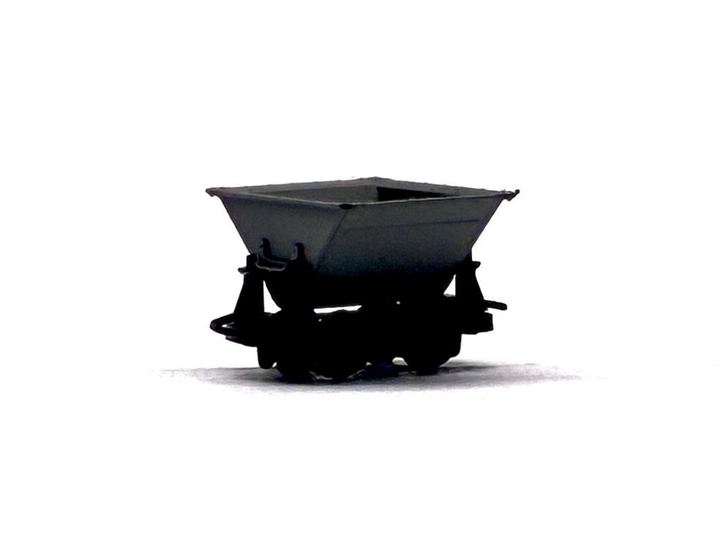 Peco Products GR-331 Pack of three 4-wheel narrow gauge "Rugga" hopper wagons in grey