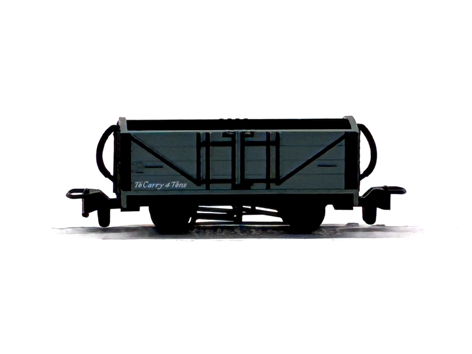 Peco Products GR-200U 4-wheel open wagon in plain freight grey