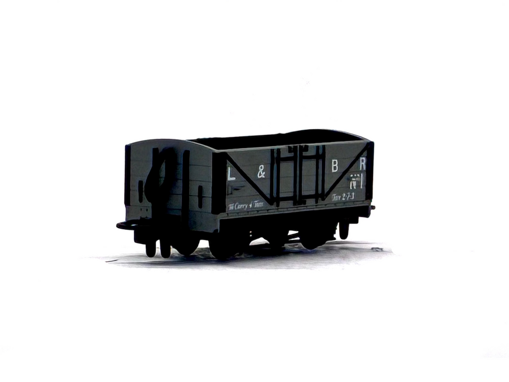 Peco Products GR-200C 4-wheel open wagon 1 in Lynton & Barnstaple grey