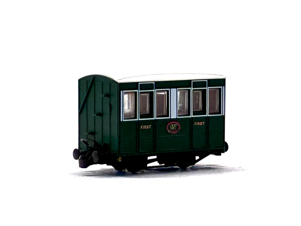 Peco Products GR-505 4-wheel first class coach in Glyn Valley Tramway green