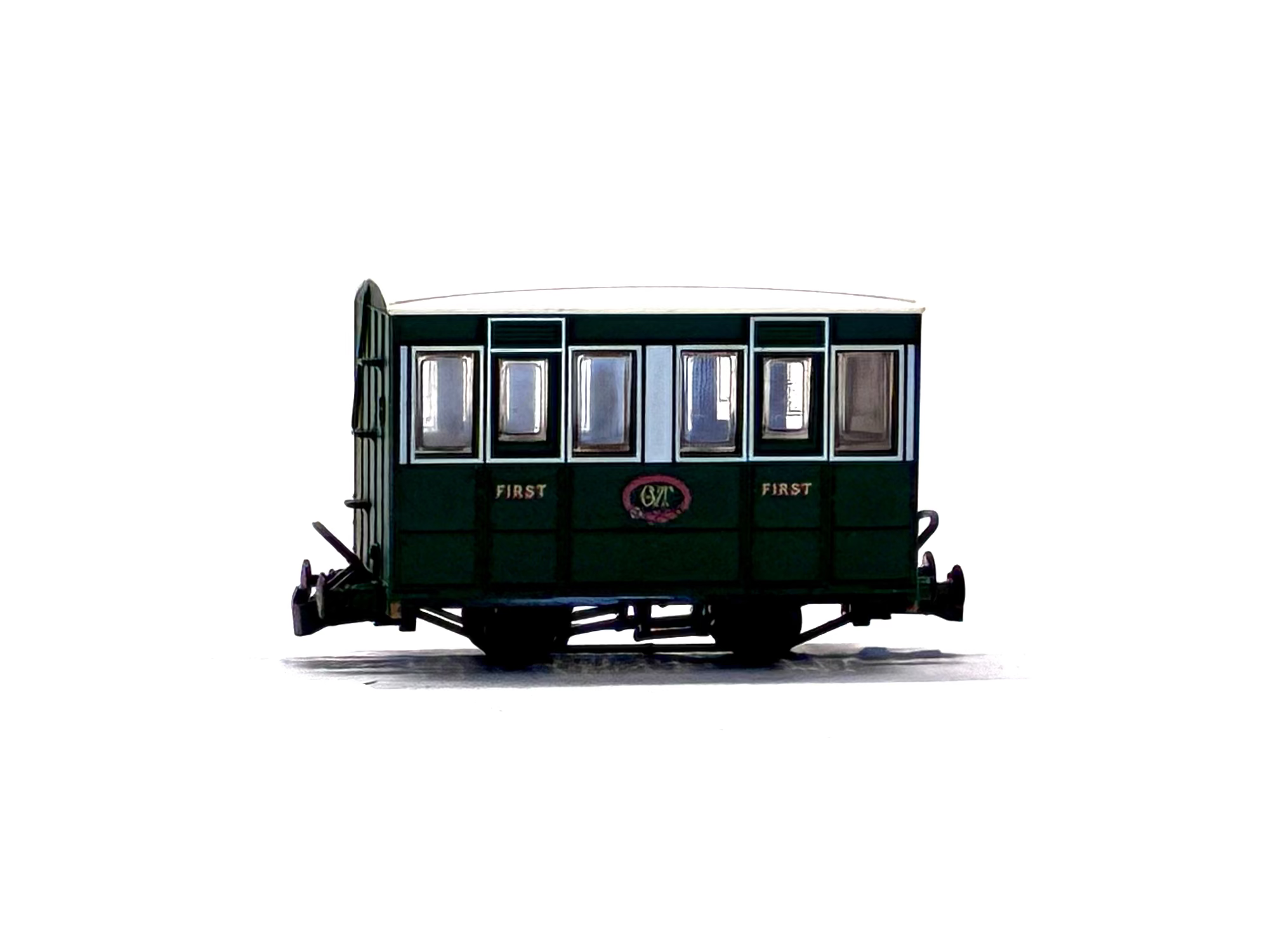 Peco Products GR-505 4-wheel first class coach in Glyn Valley Tramway green