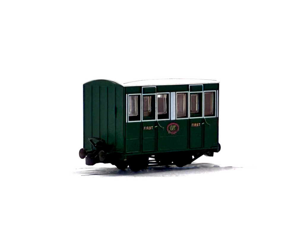 Peco Products GR-505 4-wheel first class coach in Glyn Valley Tramway green