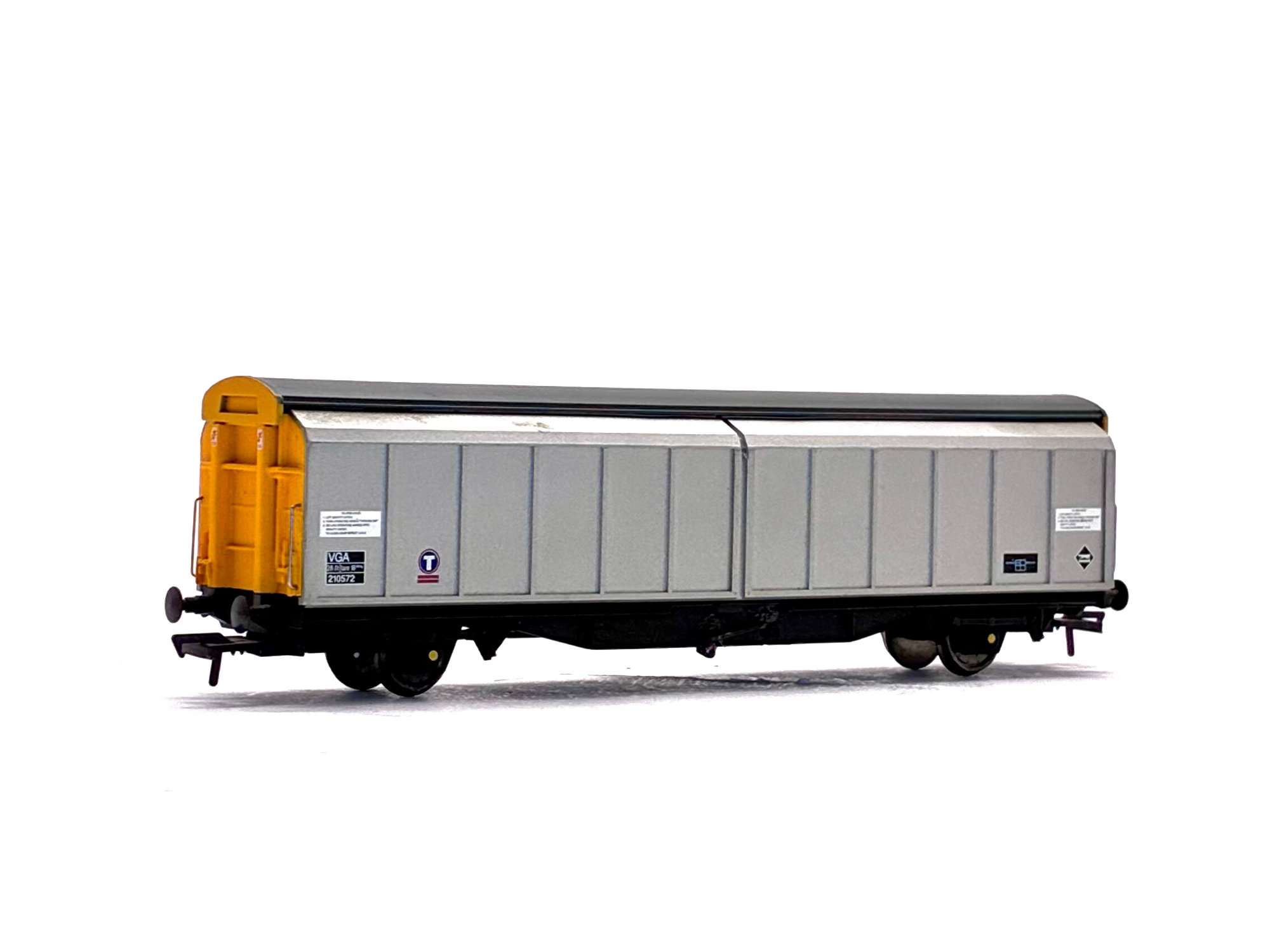 Bachmann Branchline 33-277 VGA 46 tonne sliding wall van in Transrail freight livery 210572