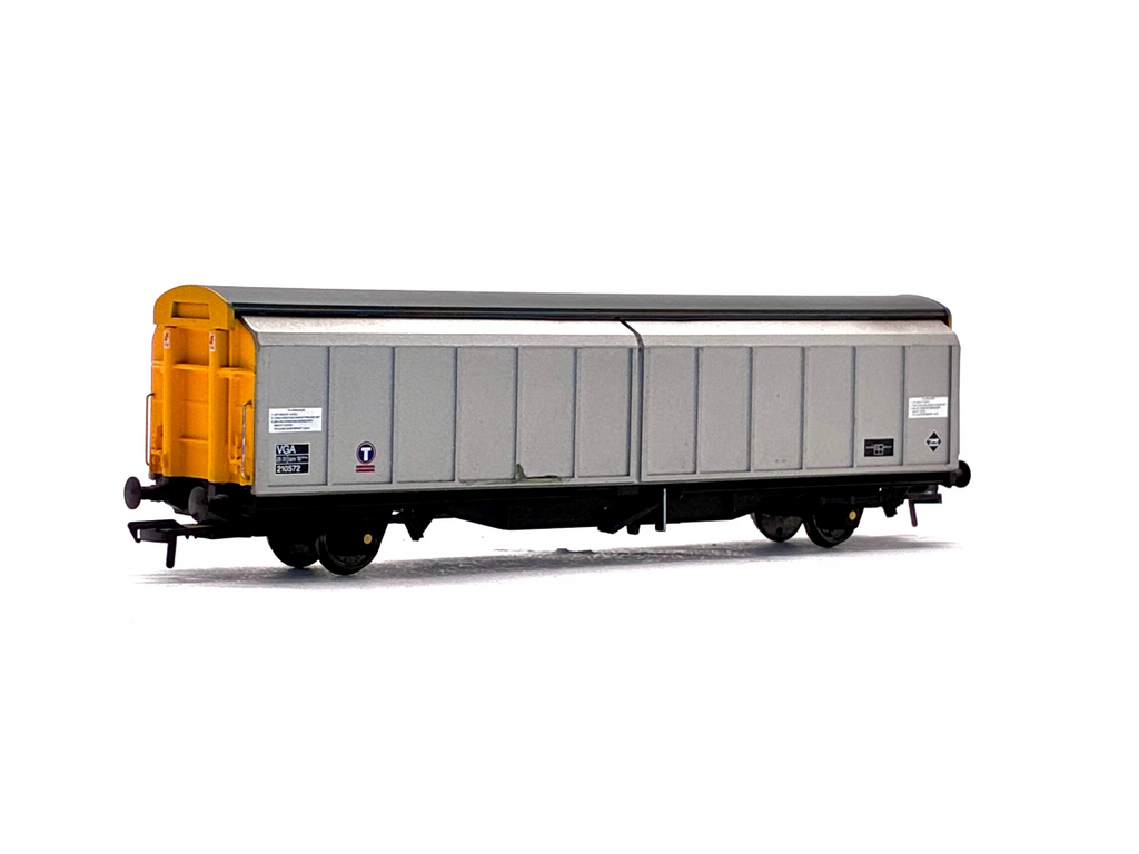 Bachmann Branchline 33-277 VGA 46 tonne sliding wall van in Transrail freight livery 210572