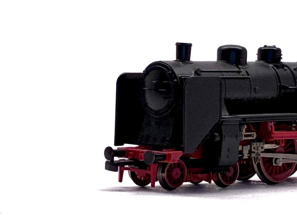 Roco 41230 Class BR 17 1141 Steam Locomotive