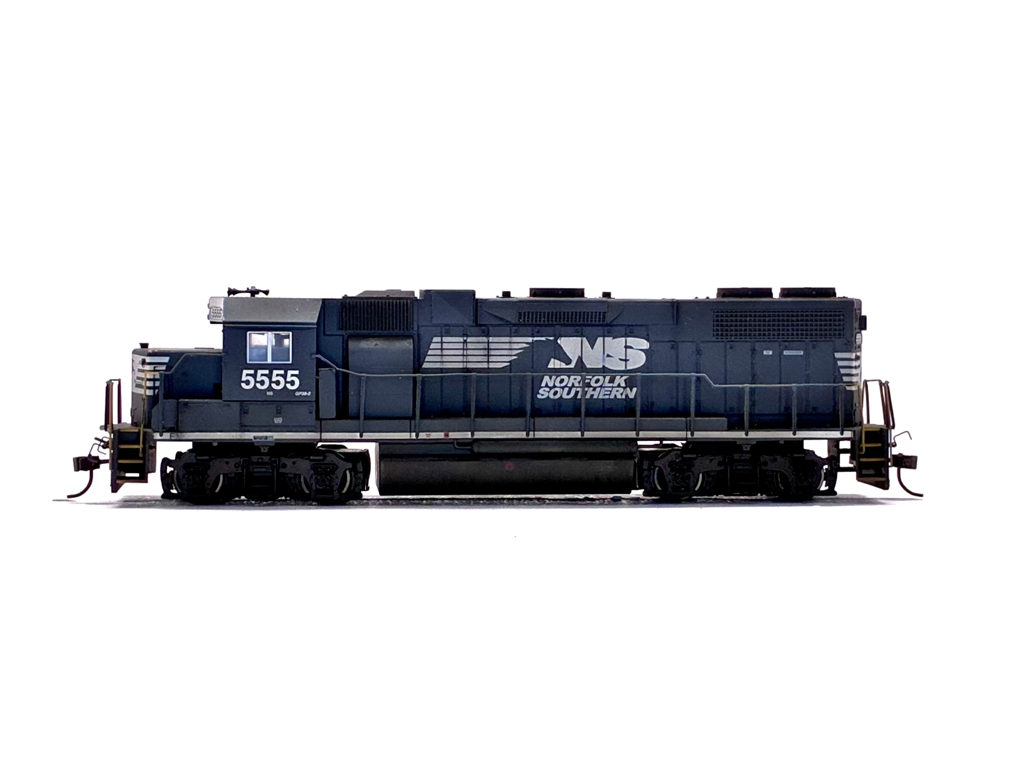 Bachmann USA 66802 BUS EMD GP38-2, Norfolk Southern #5555 digital sound fitted