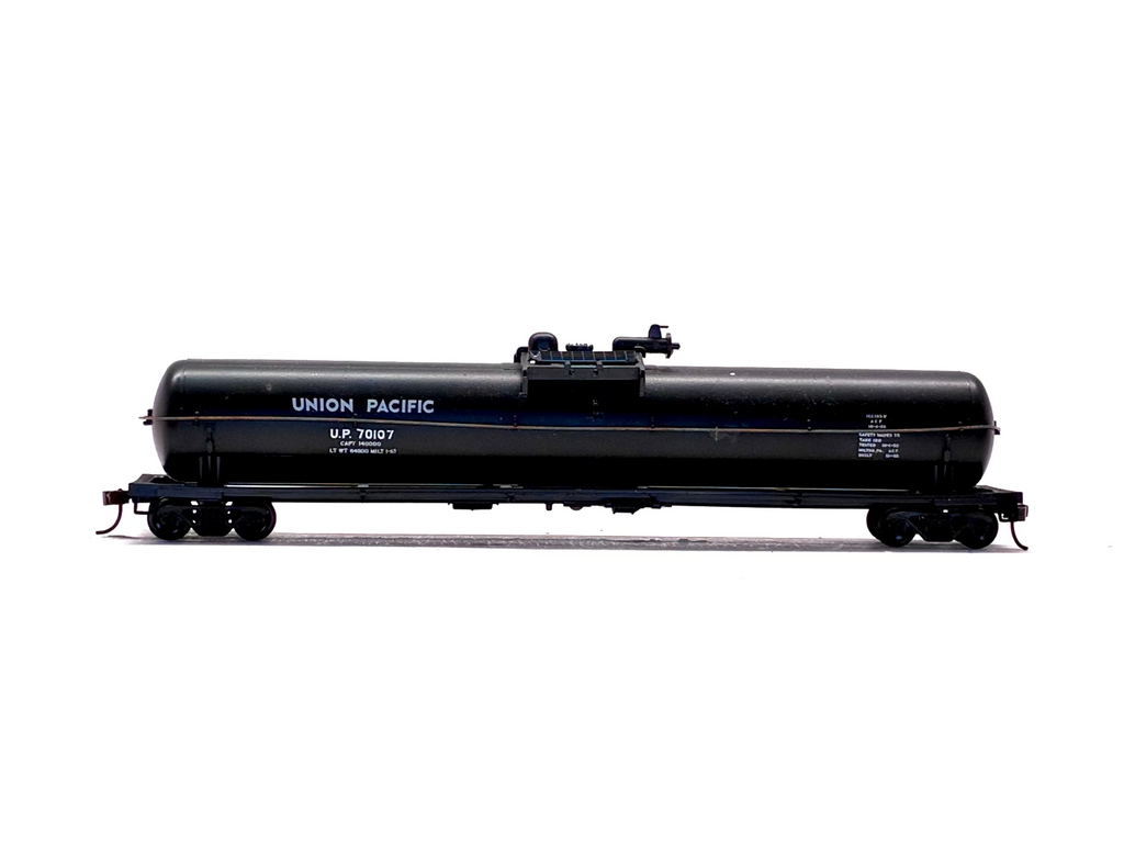 Milton HO Tank Wagon Union Pacific U.P 70107